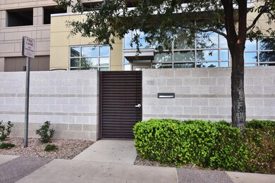 Unit 101 Entry