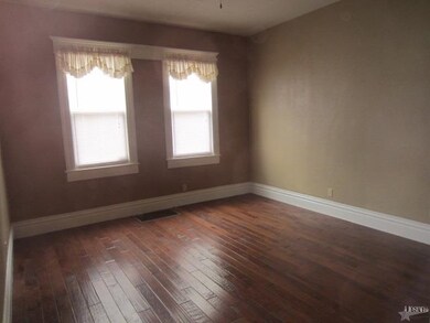 Living Room has a recently installed hardwood floo