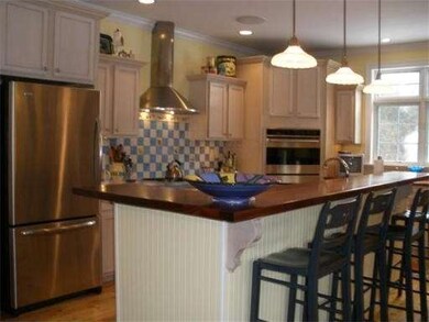 261 Potwine Ln, Amherst, MA 01002 - photo 6