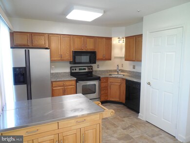 5808 Hannover Terrace, Frederick, MD 21703 - photo 6