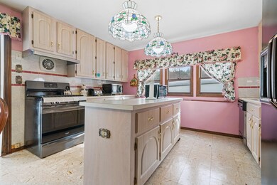 17 Roland Dr, Allenstown, NH 03275 - photo 5