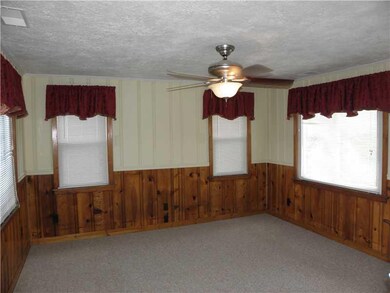 Den/Family/Great Room. Beautiful Dining Room or 1s