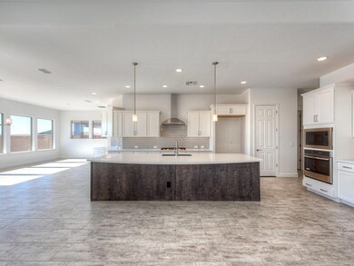 007_Kitchen and Dining Area
