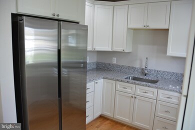 611 W 13th St unit B, Front Royal, VA 22630 - photo 4