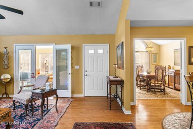 5-web-or-mls-1018 Gerrits Landing-5