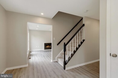 7727 Willow Hill Dr, Hyattsville, MD 20785 - photo 3