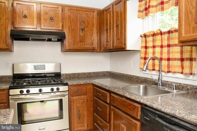 15106 Laurel Oaks Ln, Laurel, MD 20707 - photo 5