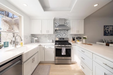 5611 Adobe Falls Rd unit A, San Diego, CA 92120 - photo 4