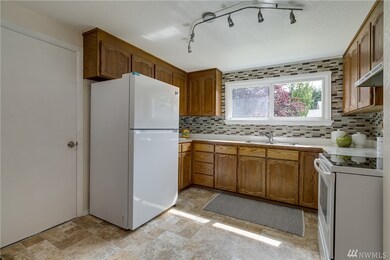 10811 6th Ave W, Everett, WA 98204 - photo 6