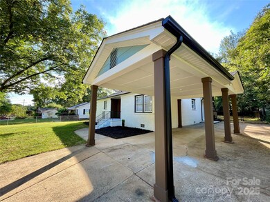 808 Eastview St, Shelby, NC 28152 - photo 6