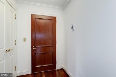 2229 Bancroft Place NW unit 403, Washington, DC 20008 - photo 3