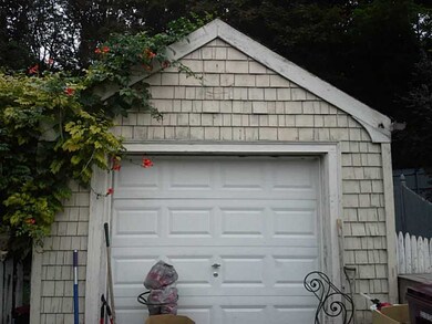 Parking Lot/Garage. Detached garage with gas heate