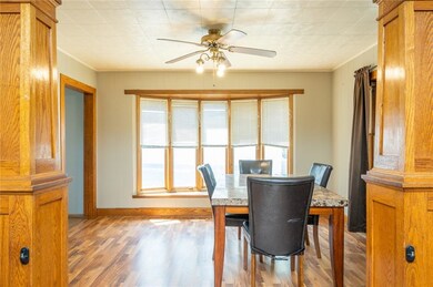 421 Main St, Maxwell, IA 50161 - photo 5