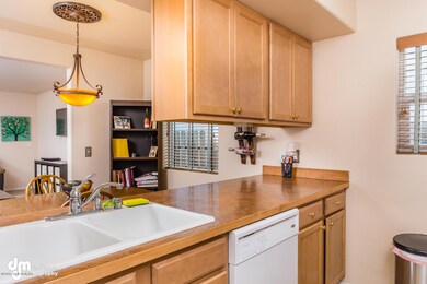 6243 E Tudor Rd 15 Anchorage-large-005-K