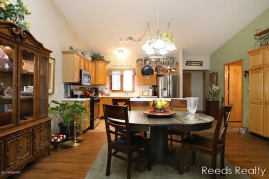 814 Amber Ridge Dr SW unit 3, Byron Center, MI 49315 - photo 5
