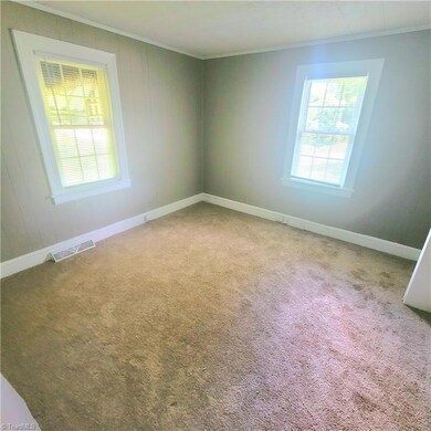 104 S Branch St, Reidsville, NC 27320 - photo 6