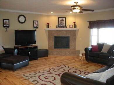 4395 S 92nd Rd, Bolivar, MO 65613 - photo 5