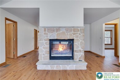 118 Quail Ct, Bushkill, PA 18324 - photo 7