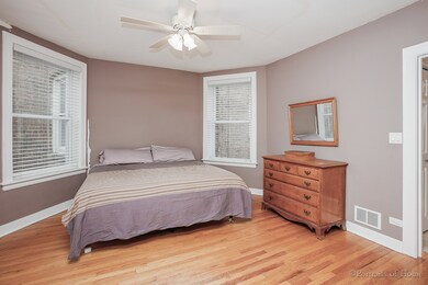 6224 N Washtenaw Ave unit 3, Chicago, IL 60659 - photo 5
