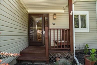 102 Duck Hollow Cir, Stroudsburg, PA 18360 - photo 4