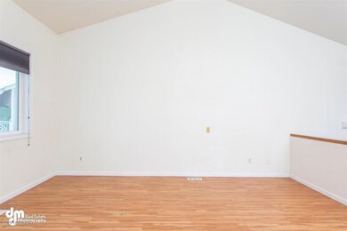 33-Living Room-1597