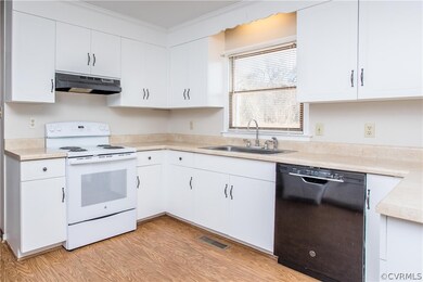 6817 Cypress Ct, Prince George, VA 23875 - photo 7