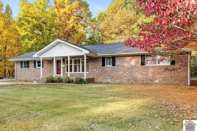 319 Crystal Lake Rd, Wickliffe, KY 42087 - photo 2