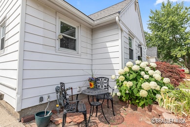 302 W 22nd St_2