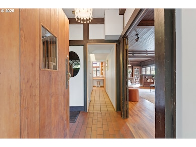 2262 Birch Ln, Eugene, OR 97403 - photo 5