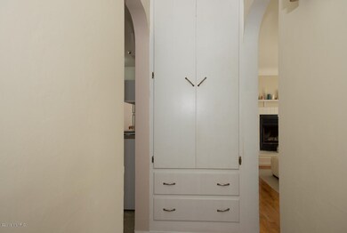 10632 Oakland Dr, Portage, MI 49024 - photo 5