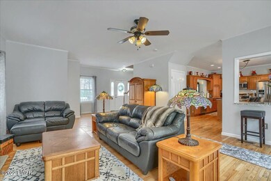 110 Stone Ridge Rd, Dingmans Ferry, PA 18328 - photo 2