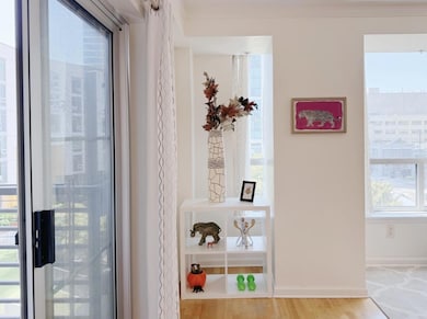 Bridgeview unit 1102, San Francisco, CA 94105 - photo 2