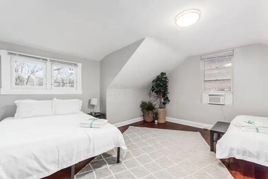 Bedroom 1.2