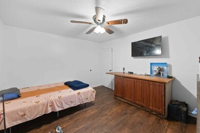 1554 Cherry Tree Dr, Clarksville, TN 37042 - photo 6