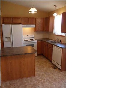 Lots of counter & cabinet space