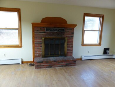 LR w/fireplace.