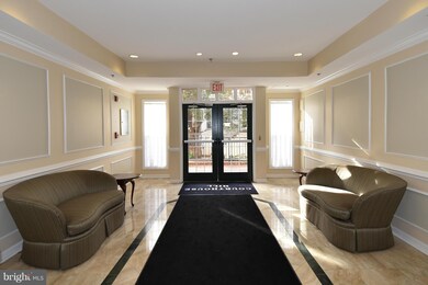 1321 N Adams Ct unit 202, Arlington, VA 22201 - photo 2