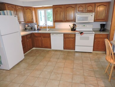 11 Power Ave, Ludlow, MA 01056 - photo 5