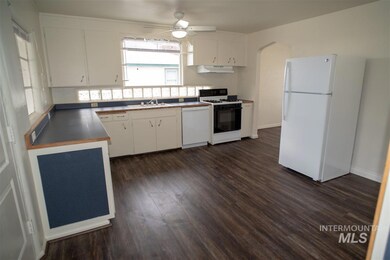 207 E Colorado Ave, Nampa, ID 83686 - photo 6