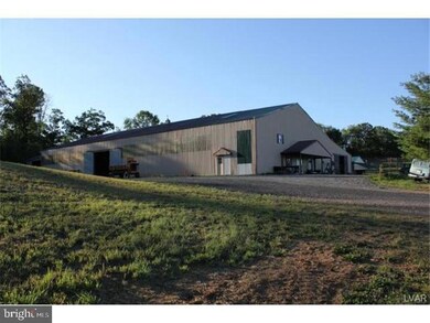 88 Arrow Rd, New Ringgold, PA 17960 - photo 2