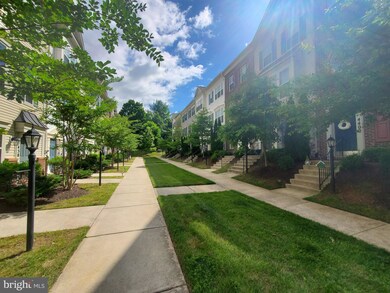 4414 Potomac Highlands Cir, Triangle, VA 22172 - photo 2