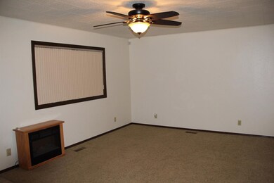 202 S Jackson St, Hugoton, KS 67951 - photo 6