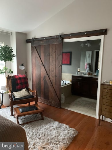 14810 Hardcastle St, Laurel, MD 20707 - photo 2