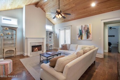 210 Summerland Key-4