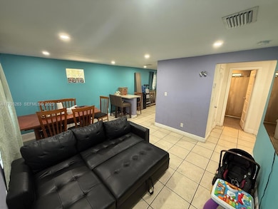 1299 NE 40th Ct, Oakland Park, FL 33334 - photo 3