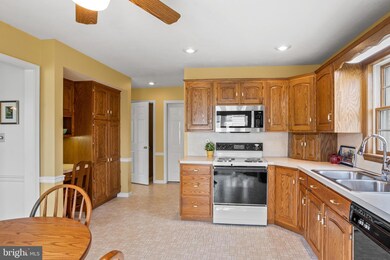 8 Cordell Dr, Stevens, PA 17578 - photo 7