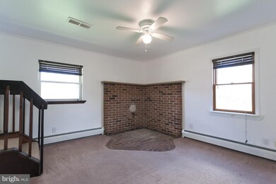 74 Azalea Ln, Levittown, PA 19055 - photo 7