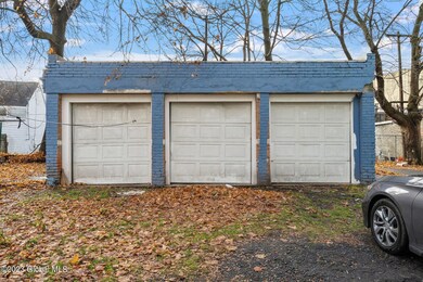 54 West St, Albany, NY 12206 - photo 2