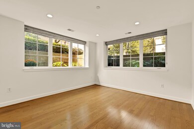 150 V St NW unit VL02, Washington, DC 20001 - photo 4