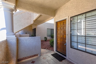 1425 Santa Margarita St unit B, Las Vegas, NV 89146 - photo 4